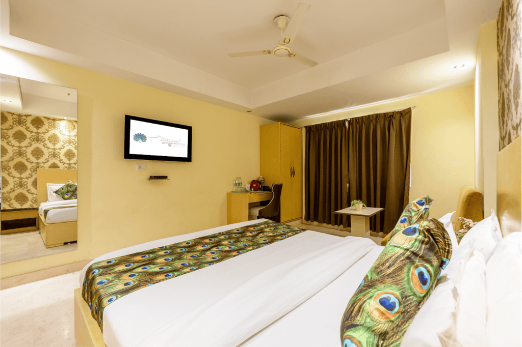 Premium Suite Room at Mayur Hotel New Delhi Pahar Ganj